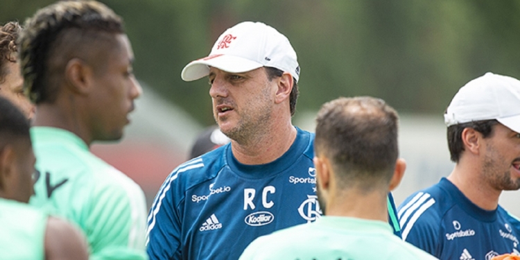 Flamengo realiza último treinamento e encerra preparação para encarar o Internacional pelo Brasileirão
