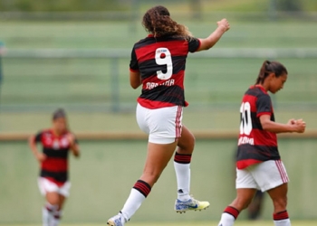 Vice de novo! Vasco é humilhado pelo Flamengo com goleada de 4 a 0 pelo Campeonato Carioca Feminino