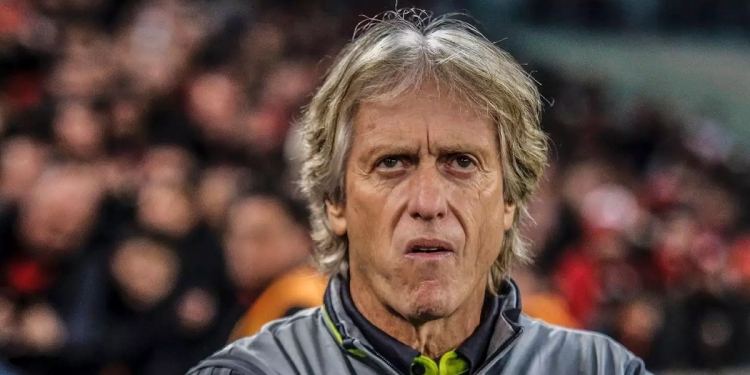 Jorge Jesus firma ‘pacto’ com presidente do Benfica e não deve voltar ao Brasil, dizem jornais de Portugal