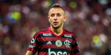 Rafinha aceita condições e volta ao Flamengo para a temporada de 2021