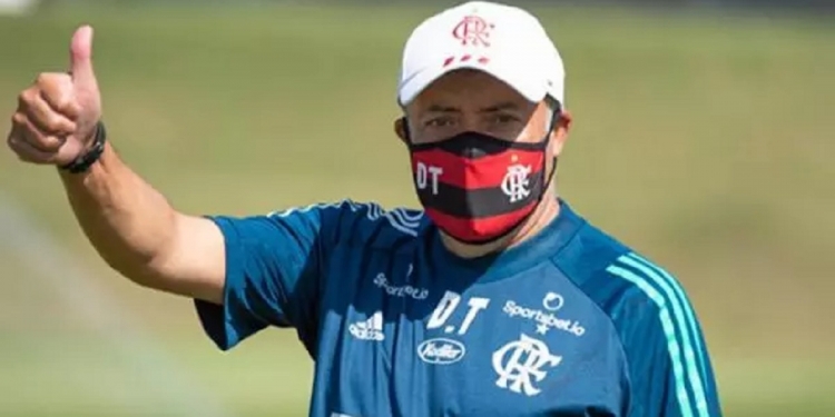Domè, que comandou o Flamengo em 20 das 38 partidas, diz se colocará título do Brasileirão em seu currículo