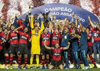 4 jogadores que participaram da conquista do Brasileirão deixaram o Flamengo e não pertencem mais ao clube