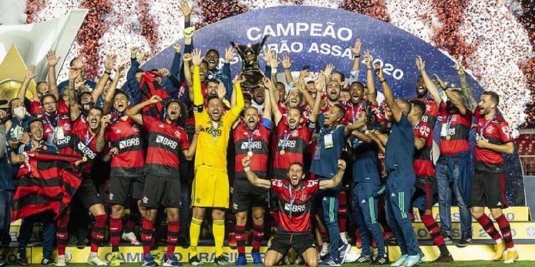 4 jogadores que participaram da conquista do Brasileirão deixaram o Flamengo e não pertencem mais ao clube