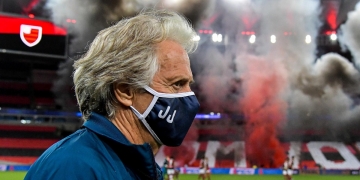 Dirigente do Flamengo rompe o silêncio e fala sobre demissão de Rogério Ceni para contratar Jorge Jesus