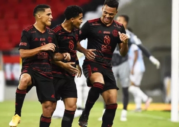 Flamengo ‘passa por cima’ do Macaé sem dificuldades e é o novo líder do Campeonato Carioca de 2021