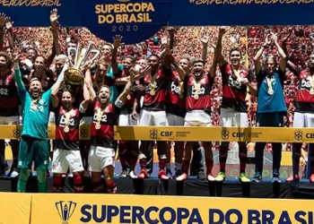 Flamengo entra em campo com vantagem diante do Palmeiras pela Supercopa do Brasil