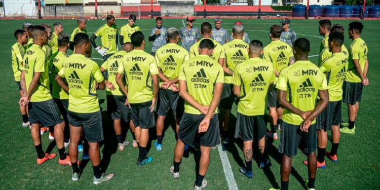 Flamengo abre mão de atacante e equipes da Série A começam a disputar contratação