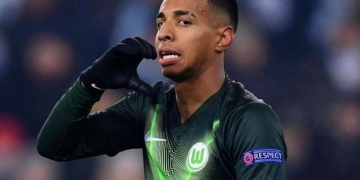 Flamengo abre negociações pelo atacante Victor Sá, cria do Palmeiras e atualmente no Wolfsburg, da Alemanha