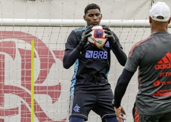 Venda de Hugo Souza ao Ajax pode se tornar uma das transações mais caras da história do Flamengo