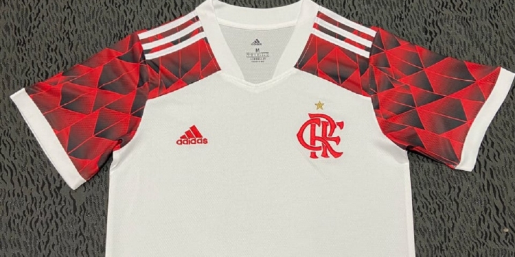 Uniforme 02 do Flamengo para a temporada de 2021 vaza na internet