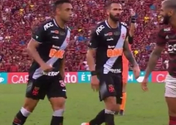 Patrocinadora do Flamengo provoca Vasco e Botafogo após queda do WhatsApp e anima os torcedores