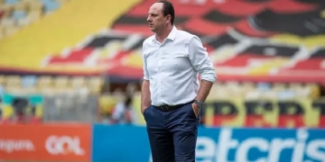 Comandante está de volta! Rogério Ceni assume posto de Maurício de Souza e conta com novidades diante do Botafogo