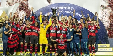 Flamengo é o time com o maior número de viradas e é enaltecido pelo perfil do Brasileirão no Twitter