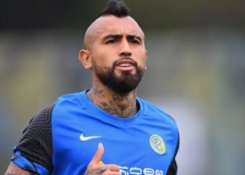 Titular do Flamengo ‘entrega’ contratação de Arturo Vidal: ‘Os torcedores vão gostar quando chegar no Maracanã’