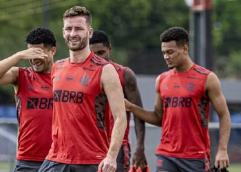 Ceni define futuro de Leo Pereira no Flamengo; jogador faz autocrítica e define novos rumos de sua carreira