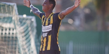 Craque do Campeonato Carioca é oferecido para o Flamengo; diretoria toma decisão e decide se haverá contratação