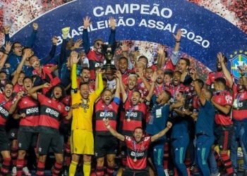 Jogador campeão do Brasileirão 2020 pelo Flamengo deve fechar contratação com time de São Paulo