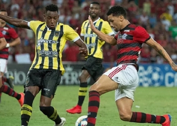 Atacante do Flamengo entra na mira de time árabe, mas clube europeu deve vencer a disputa e acertar a contratação