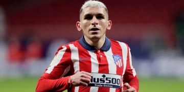 Pai do uruguaio Torreira confirma que Flamengo e Grêmio estão na briga pela contratação do meio-campista