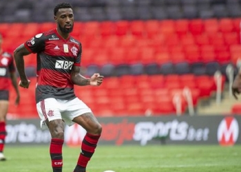 Gerson bate-boca com torcedor que peitou Vitinho durante decisão da Supercopa do Brasil