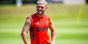 Situação de Arrascaeta junto ao Flamengo é definida nesta sexta-feira (16)