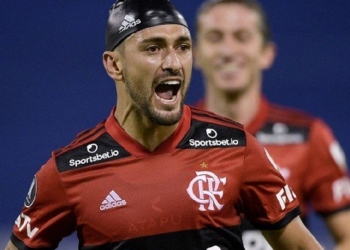 Vídeo com os melhores momentos: Gabigol e Arrascaeta brilham e ajudam Flamengo a ganhar de virada na Libertadores