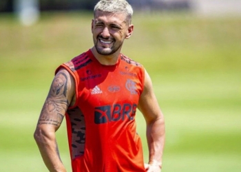 Marcos Braz entrega em que passo está a renovação entre Flamengo e Arrascaeta após golaço na Libertadores