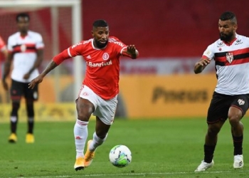Rodinei rompe o silêncio e diz se voltará a jogar pelo Flamengo; empréstimo com o Internacional se aproxima do fim