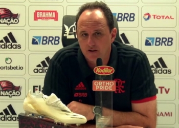 Rogério Ceni aponta principal problema do Flamengo que lhe dá dor de cabeça: ‘É chato’