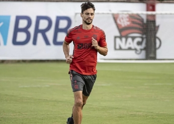 Departamento Médico do Flamengo dá a palavra final e decide se Rodrigo Caio entra em campo pela semifinal do Campeonato Carioca