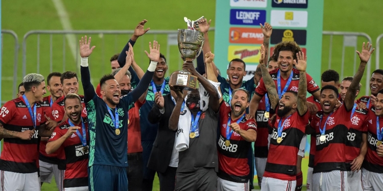 Flamengo divulga lista de relacionados para a semifinal do Campeonato Carioca com 4 desfalques entre os titulares