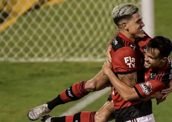 Michael vive a sua melhor fase no Flamengo e lidera isoladamente o ranking de assistências do Rubro-Negro