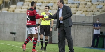 Gabigol é processado pela Conmebol por xingamentos contra o delegado da partida entre Flamengo e Unión La Calera