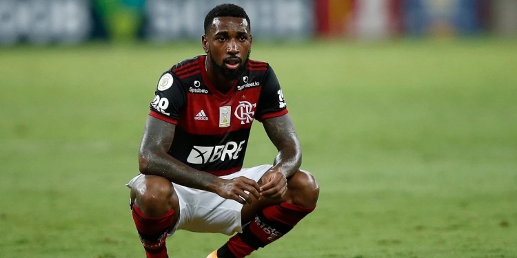 Gravidade da lesão de Gerson é divulgada e tempo aproximado para a recuperação é especulado; volante está de fora da partida contra a LDU