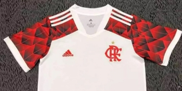 Vaza imagem da camisa II do Flamengo para 2021; anúncio oficial acontece ainda nesta semana