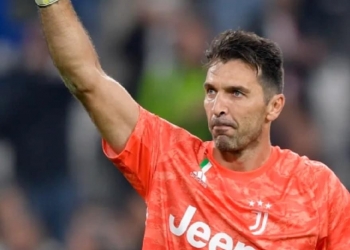 Buffon confirma que recebe sondagens do Flamengo interessado em sua contratação; goleiro saíra da Juventus nesta temporada