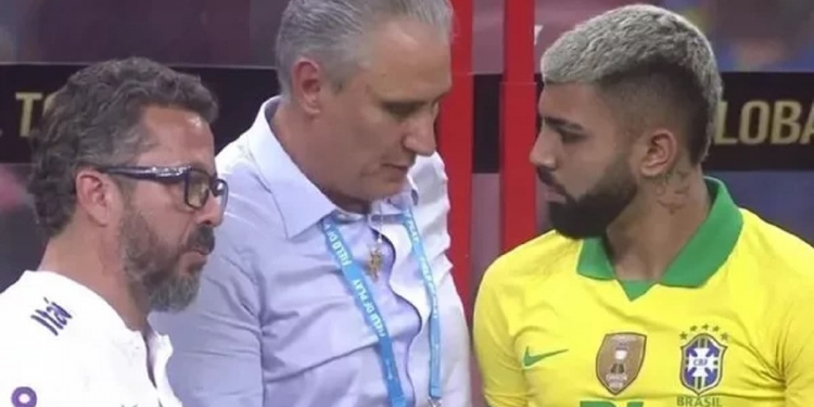 Dirigente do Flamengo fala sobre convocações de atletas para a Seleção Brasileira: ‘Calendário pune de forma severa’