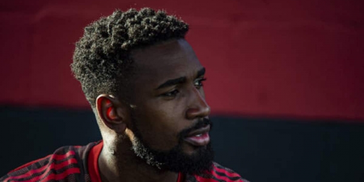 Melhores reações: torcedores do Flamengo se desesperam com oferta astronômica da França por Gerson