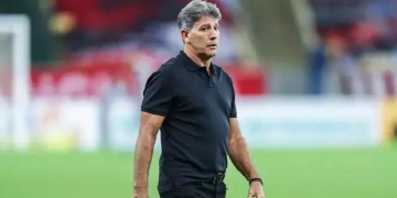 Jornalista diz que Renato Portaluppi espera final do Carioca para decidir carreira; queda de Ceni abriria caminho para o Flamengo