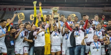 Repórter da Globo diz que geração de 2019 do Flamengo está em pé de igualdade com a geração de Zico da década de 1980