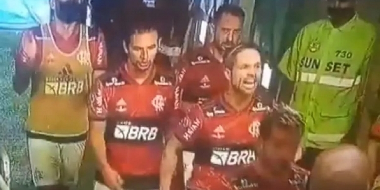 Vídeo: Diego dá ‘esporro’ em Gabigol após provocações contra jogadores do Fluminense