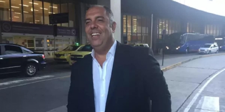 Marcos Braz é flagrado almoçando com staff de jogador do Chelsea e levanta rumores de negociação com o Flamengo