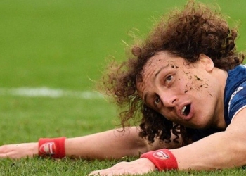 Jornalista argentino garante que Flamengo está próximo de contratar o zagueiro David Luiz