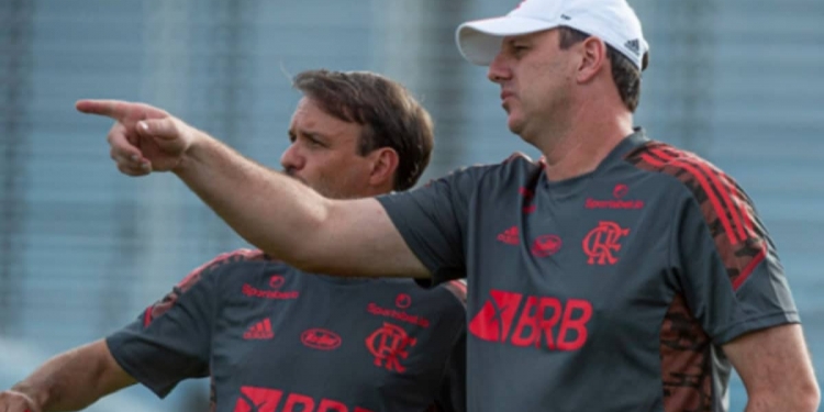Negócio fechado! Flamengo anuncia contratação de atacante como reforço para a temporada de 2021