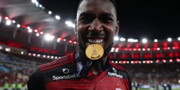 Passagem aérea comprada: Gerson tem data prevista para desembarcar em definitivo na França como novo reforço do Olympique de Marselha
