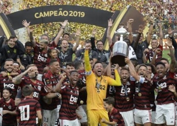 Zagueiro do Flamengo é negociado ao futebol francês e deixa mensagem de despedida para a Nação Rubro-Negra