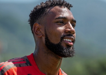 Flamengo e Olympique de Marselha anunciam oficialmente a transferência de Gerson em postagens nas redes sociais