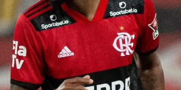 Europeus dão passo para trás nas investidas por craque do Flamengo e venda se torna distante
