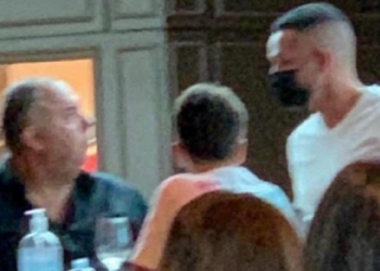 Renato Augusto e Marcos Braz são flagrados juntos em shopping no Rio de Janeiro; boatos de contratação pelo Flamengo se intensificam