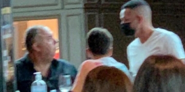 Renato Augusto e Marcos Braz são flagrados juntos em shopping no Rio de Janeiro; boatos de contratação pelo Flamengo se intensificam
